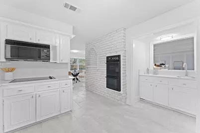 16414 York Minster Drive, Spring, TX 77379 - Photo 9