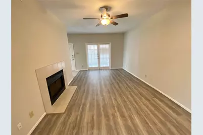 2121 El Paseo Street #1403, Houston, TX 77054 - Photo 9
