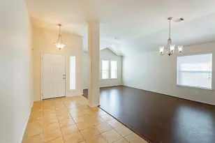 24807 Lazy Tee Ln, Tomball, TX 77375 - Photo 5