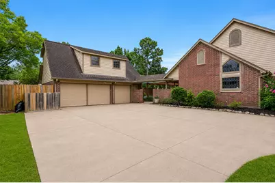 1207 W Edgewood Drive, Friendswood, TX 77546 - Photo 39