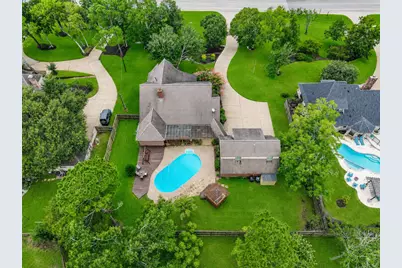 1207 W Edgewood Drive, Friendswood, TX 77546 - Photo 43