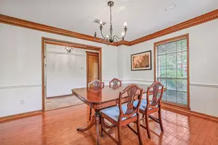1207 W Edgewood Dr, Friendswood, TX 77546 - Photo 17