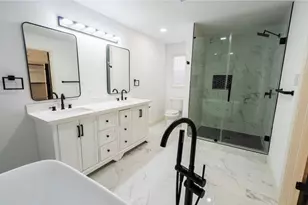 1402 Bayou Shore Dr, Galveston, TX 77551 - Photo 43