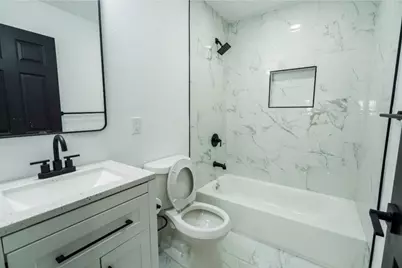 1402 Bayou Shore Drive, Galveston, TX 77551 - Photo 33