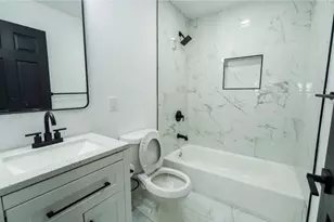 1402 Bayou Shore Dr, Galveston, TX 77551 - Photo 33