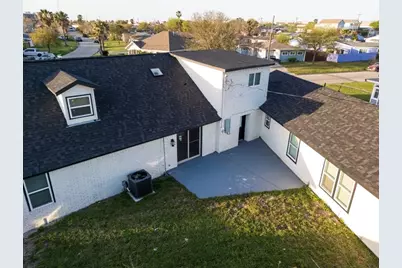 1402 Bayou Shore Drive, Galveston, TX 77551 - Photo 7