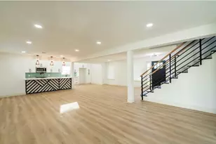 1402 Bayou Shore Dr, Galveston, TX 77551 - Photo 35