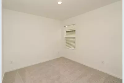 7907 Meadow Cranesbill Drive, Houston, TX 77016 - Photo 5