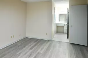 202 Coronation Dr, Houston, TX 77034 - Photo 17