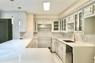 202 Coronation Dr, Houston, TX 77034 - Photo 11
