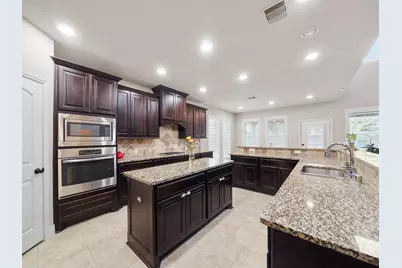 28131 Twin Knolls Lane, Fulshear, TX 77441 - Photo 9
