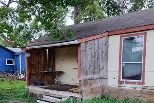 6911 Finch St, Houston, TX 77028 - Photo 7