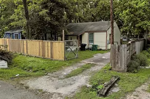 6911 Finch St, Houston, TX 77028 - Photo 5