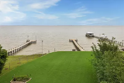 4019 Bayshore Drive Drive, Bacliff, TX 77518 - Photo 3