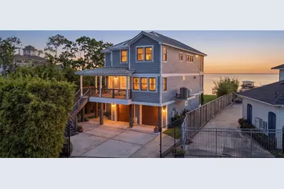 4019 Bayshore Drive Drive, Bacliff, TX 77518 - Photo 1