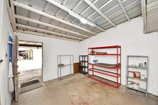 7655 Bellerive Dr, Houston, TX 77036 - Photo 31