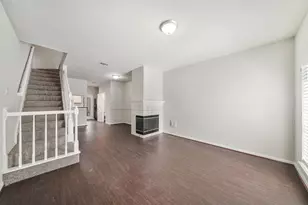 2930 Grants Lake Blvd, Sugar Land, TX 77479 - Photo 3