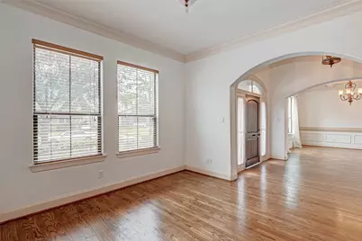 3218 Westridge Street, Houston, TX 77025 - Photo 9