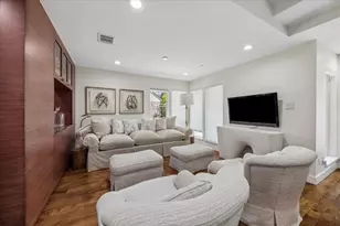 623 Pinehaven Dr Dr, Houston, TX 77024 - Photo 9