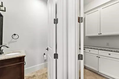 5637 Overbrook Lane, Houston, TX 77056 - Photo 19