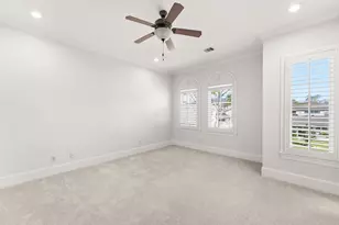 5637 Overbrook Ln, Houston, TX 77056 - Photo 29