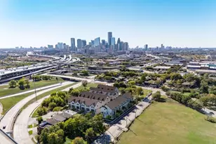 2745 Providence St, Houston, TX 77020 - Photo 11