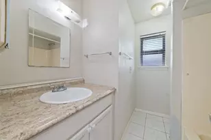 10406 Sagestar Ln, Houston, TX 77089 - Photo 15