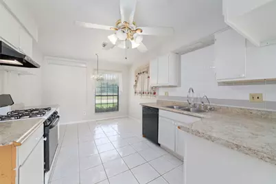 10406 Sagestar Lane, Houston, TX 77089 - Photo 7