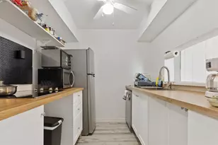 212 Plaza Verde Dr, Houston, TX 77038 - Photo 7