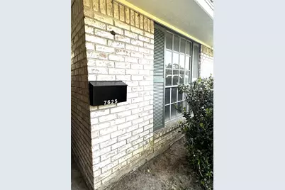7625 Gleason Road, Houston, TX 77016 - Photo 1
