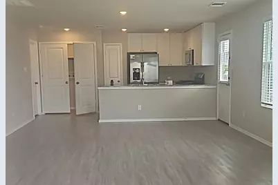 7319 Avila Vista, San Antonio, TX 78244 - Photo 3