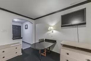 1025 Swanson St, Houston, TX 77030 - Photo 19