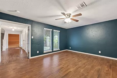 5711 Bermuda Dunes Dr, Houston, TX 77069 - Photo 9