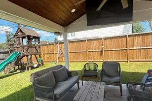 854 T C Jester Blvd, Houston, TX 77008 - Photo 25