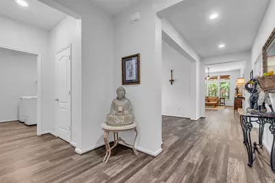 2012 Elkington Circle, Conroe, TX 77304 - Photo 5