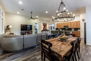 2012 Elkington Cir, Conroe, TX 77304 - Photo 35