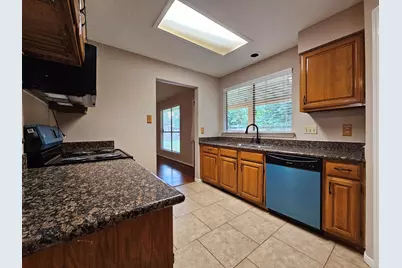 5619 Fairview Forest Drive, Houston, TX 77088 - Photo 7