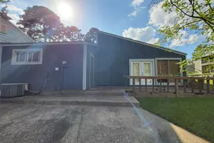 121 Harbour Ln, Coldspring, TX 77331 - Photo 39