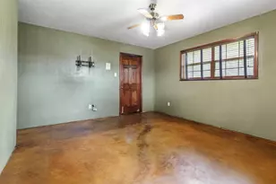 626 Meadowlark Ln, Winnie, TX 77665 - Photo 7
