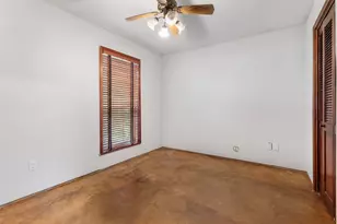 626 Meadowlark Ln, Winnie, TX 77665 - Photo 3