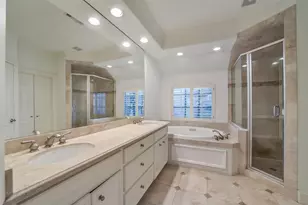 1916 W Bell St, Houston, TX 77019 - Photo 9