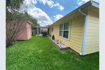 2634 Sockeye Drive, Houston, TX 77045 - Photo 11