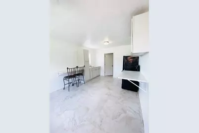 3440 Texas Avenue, Texas City, TX 77590 - Photo 9
