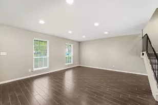 2325 Triway Ln, Houston, TX 77043 - Photo 7