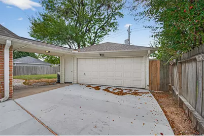 11519 Piping Rock Drive, Houston, TX 77077 - Photo 5