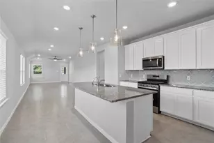 19584 Stripe Hl Bnd, Montgomery, TX 77316 - Photo 9