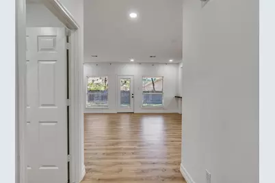 206 Doncaster Street, Conroe, TX 77303 - Photo 7