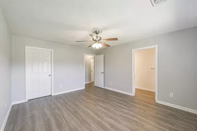 10822 Sagegulf Lane, Houston, TX 77089 - Photo 9