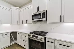 105A Mc Phail St, Tomball, TX 77375 - Photo 17