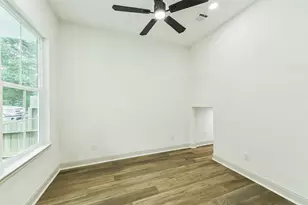 105A Mc Phail St, Tomball, TX 77375 - Photo 7